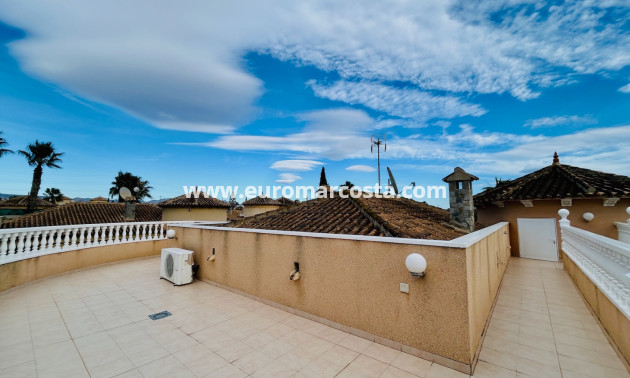 Sale - Villa - Orihuela