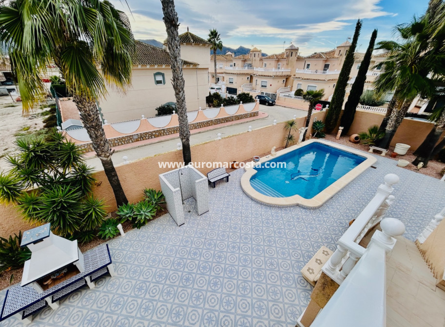 Sale - Villa - Orihuela