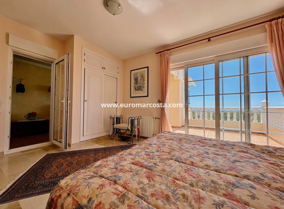 Objekte zum Wiederverkauf - Single Family Home - Orihuela - Orihuela Costa
