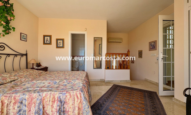 Objekte zum Wiederverkauf - Single Family Home - Orihuela - Orihuela Costa