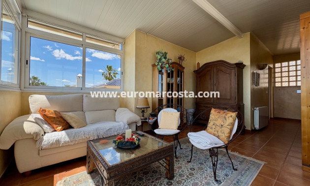 Objekte zum Wiederverkauf - Single Family Home - Orihuela - Orihuela Costa