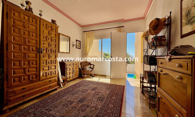 Objekte zum Wiederverkauf - Single Family Home - Orihuela - Orihuela Costa