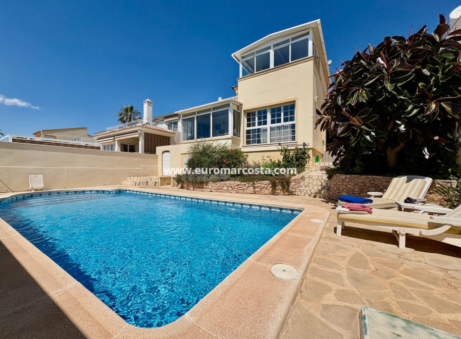 Objekte zum Wiederverkauf - Single Family Home - Orihuela - Orihuela Costa