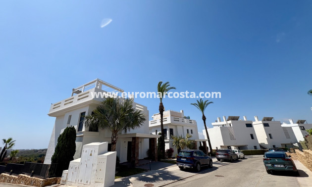 Objekte zum Wiederverkauf - Wohnung - Orihuela Costa