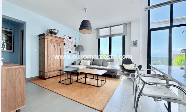 Objekte zum Wiederverkauf - Wohnung - Orihuela Costa