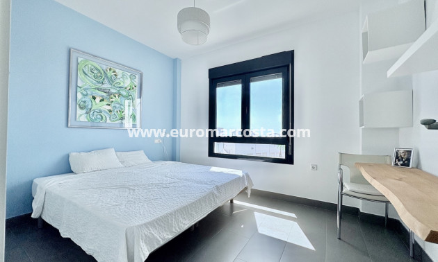Objekte zum Wiederverkauf - Wohnung - Orihuela Costa