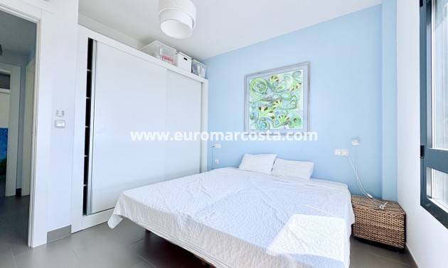 Objekte zum Wiederverkauf - Wohnung - Orihuela Costa