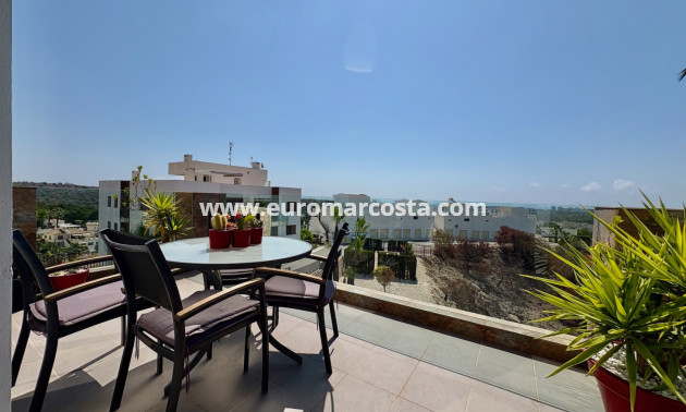 Objekte zum Wiederverkauf - Wohnung - Orihuela Costa