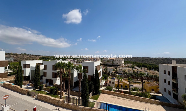 Objekte zum Wiederverkauf - Wohnung - Orihuela Costa