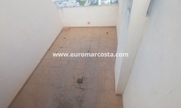 Objekte zum Wiederverkauf - Wohnung - Orihuela Costa