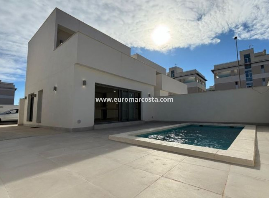 Sale - Villa - Orihuela Costa