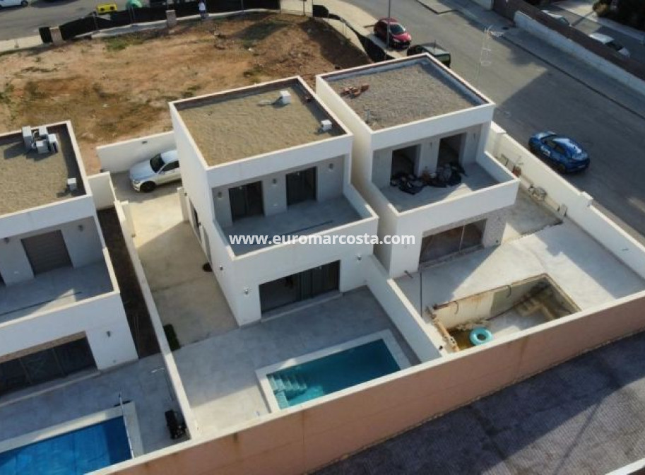 Sale - Villa - Orihuela Costa