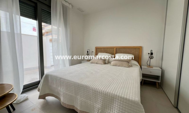 Sale - Villa - Orihuela Costa