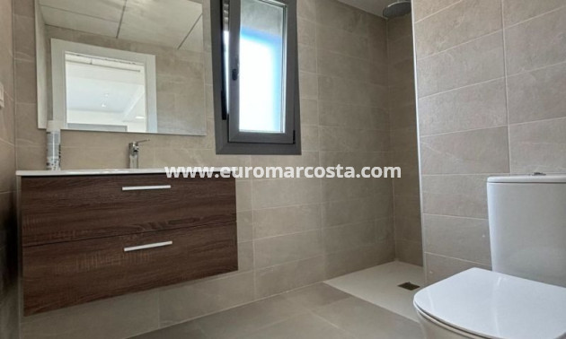 Sale - Villa - Orihuela Costa