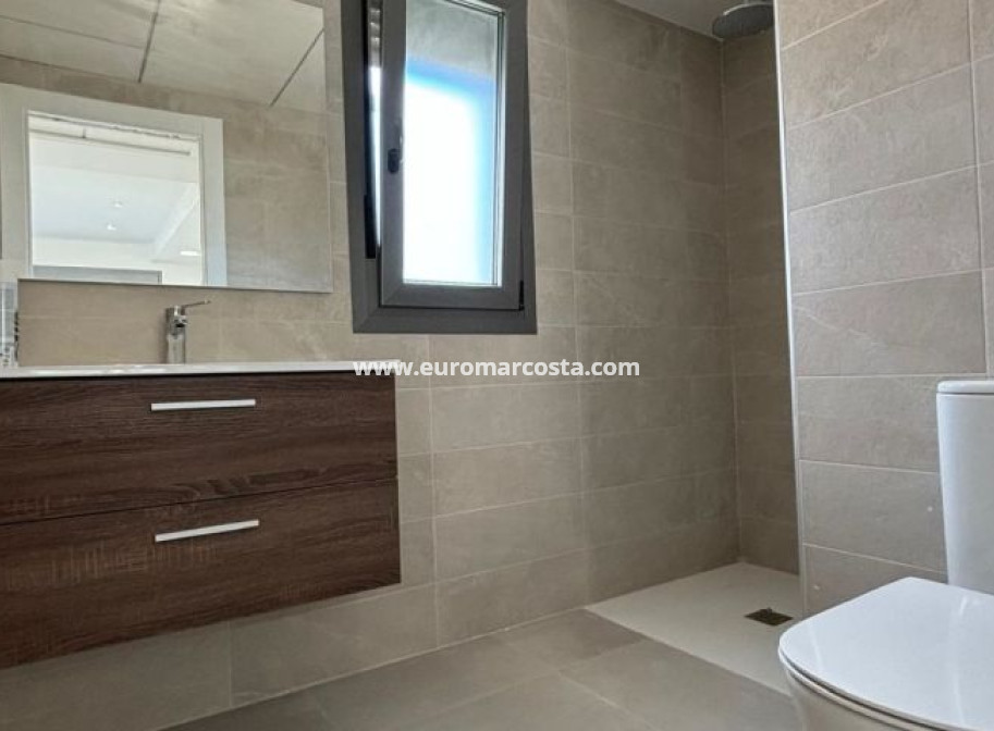 Sale - Villa - Orihuela Costa