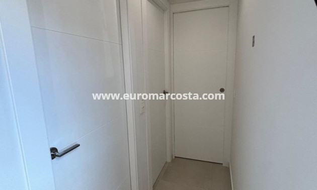 Sale - Villa - Orihuela Costa