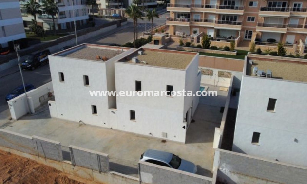 Sale - Villa - Orihuela Costa