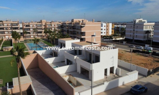 Sale - Villa - Orihuela Costa