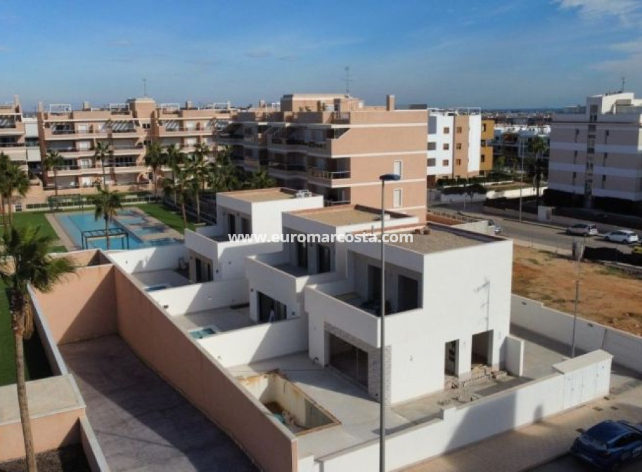 Sale - Villa - Orihuela Costa