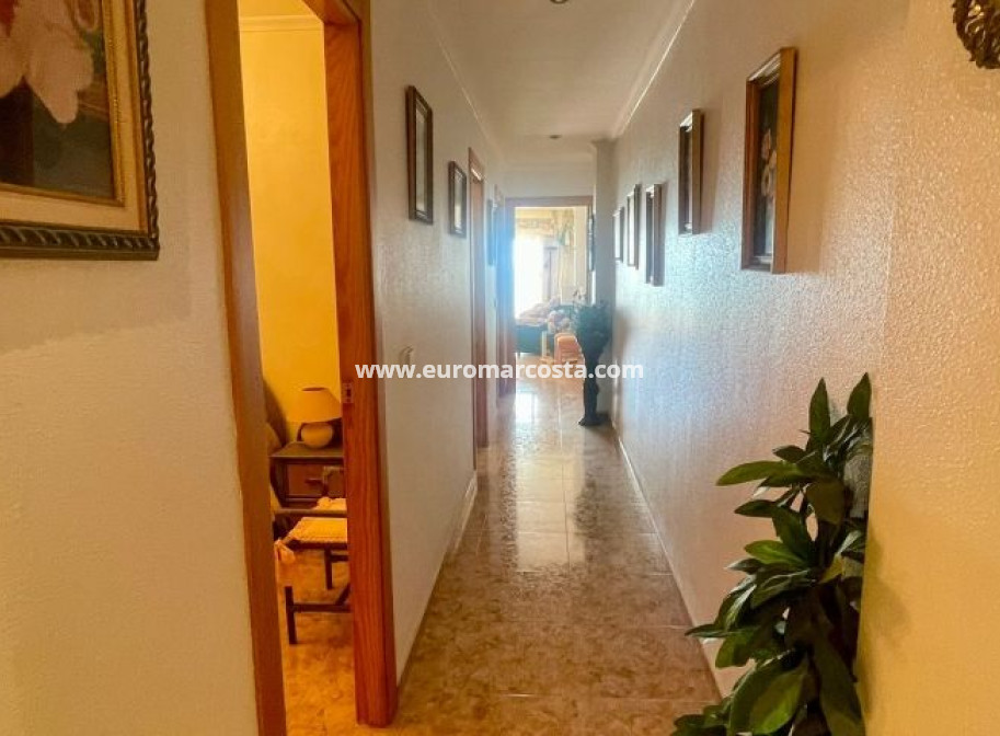 Objekte zum Wiederverkauf - Wohnung - Torrevieja - TORREVIEJA