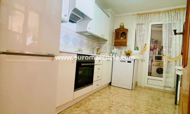 Objekte zum Wiederverkauf - Wohnung - Torrevieja - TORREVIEJA