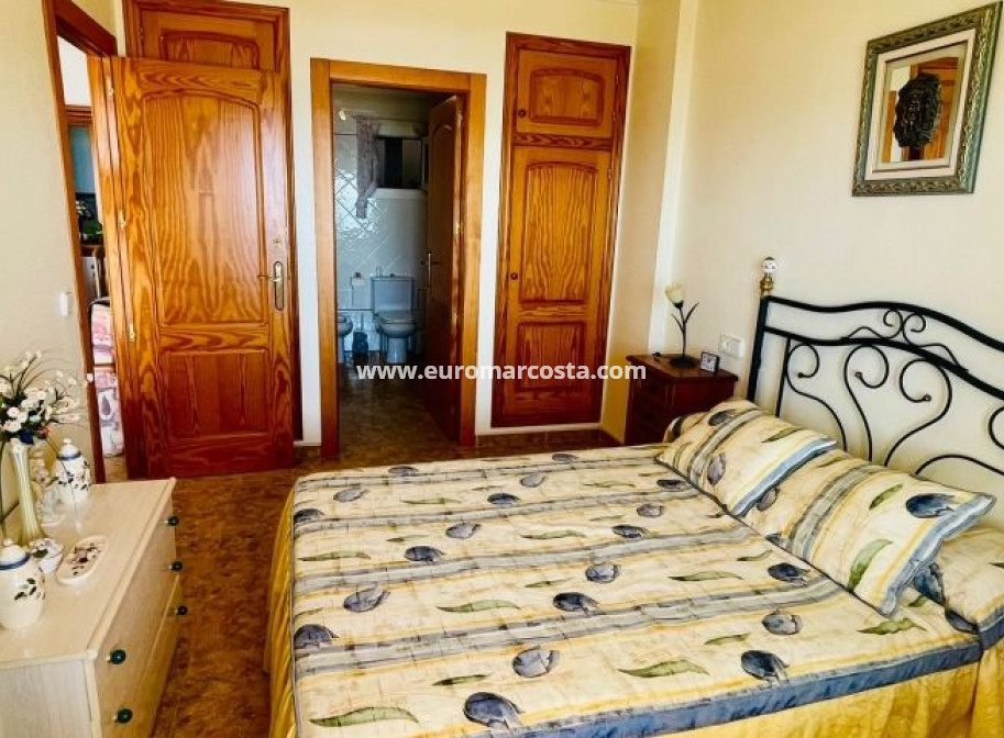 Objekte zum Wiederverkauf - Wohnung - Torrevieja - TORREVIEJA