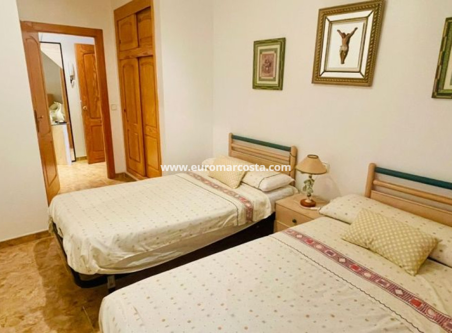 Objekte zum Wiederverkauf - Wohnung - Torrevieja - TORREVIEJA