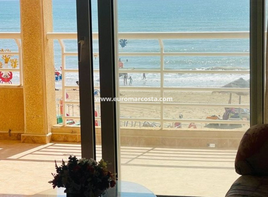 Objekte zum Wiederverkauf - Wohnung - Torrevieja - TORREVIEJA