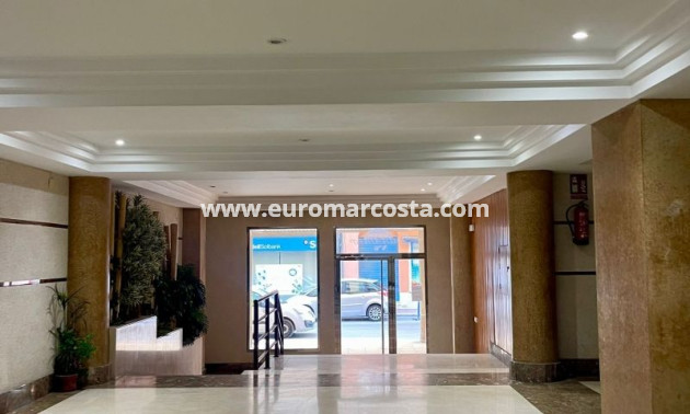 Objekte zum Wiederverkauf - Wohnung - Torrevieja - TORREVIEJA