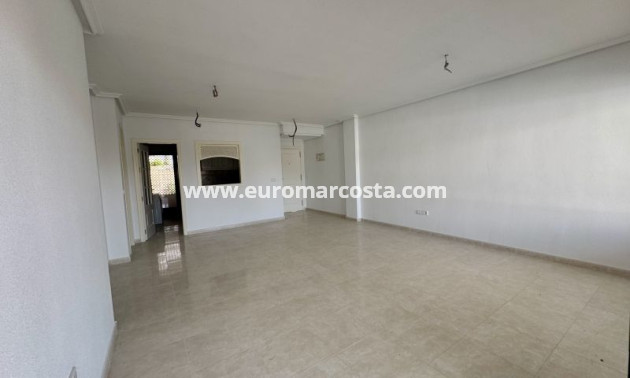 Venta - Apartamento / piso - Orihuela Costa