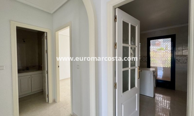 Venta - Apartamento / piso - Orihuela Costa