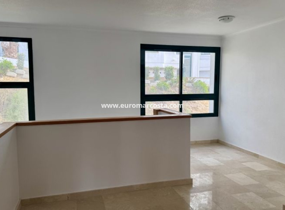 Venta - Apartamento / piso - Orihuela Costa