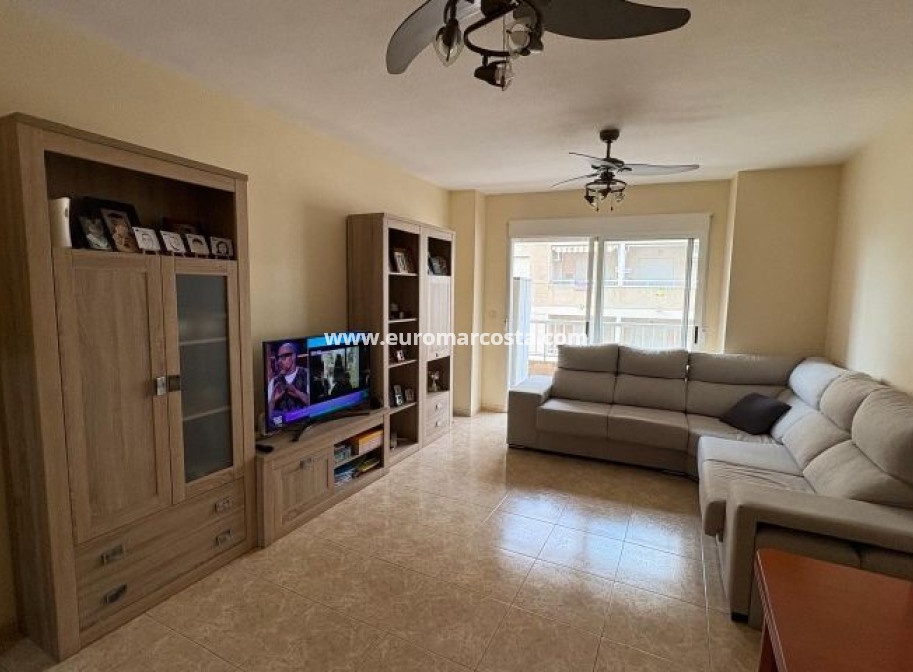 Objekte zum Wiederverkauf - Wohnung - Torrevieja - TORREVIEJA