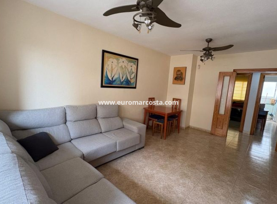 Objekte zum Wiederverkauf - Wohnung - Torrevieja - TORREVIEJA