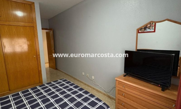 Objekte zum Wiederverkauf - Wohnung - Torrevieja - TORREVIEJA