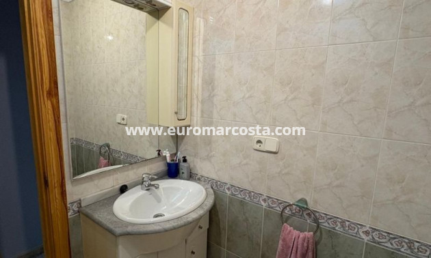 Objekte zum Wiederverkauf - Wohnung - Torrevieja - TORREVIEJA