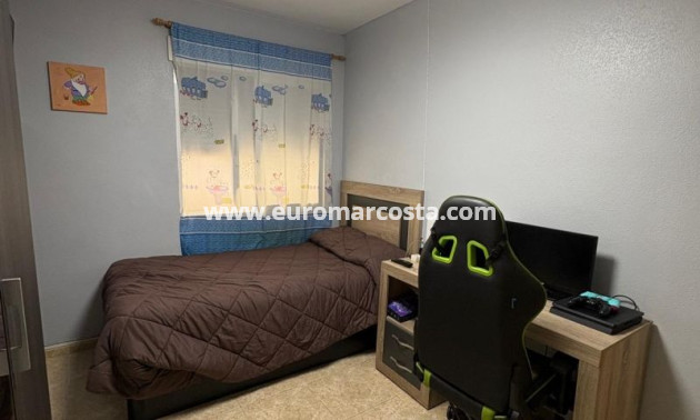 Objekte zum Wiederverkauf - Wohnung - Torrevieja - TORREVIEJA