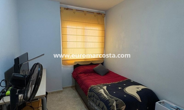 Objekte zum Wiederverkauf - Wohnung - Torrevieja - TORREVIEJA