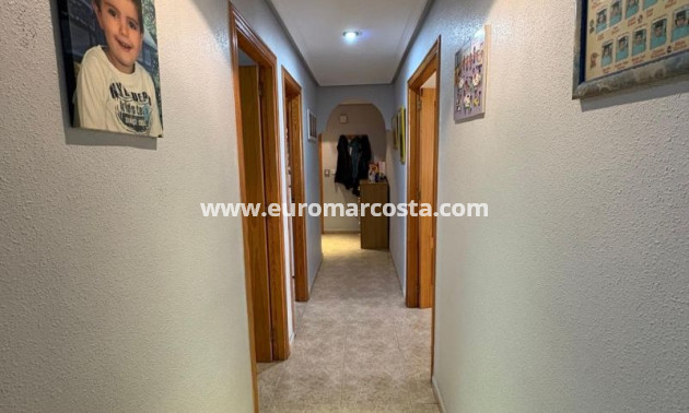 Objekte zum Wiederverkauf - Wohnung - Torrevieja - TORREVIEJA
