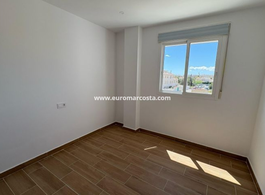 Venta - Apartamento / piso - Orihuela Costa