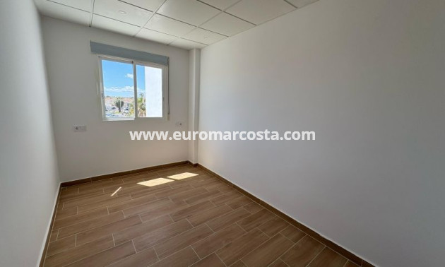 Venta - Apartamento / piso - Orihuela Costa