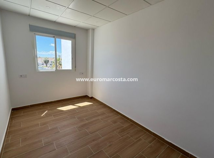 Venta - Apartamento / piso - Orihuela Costa