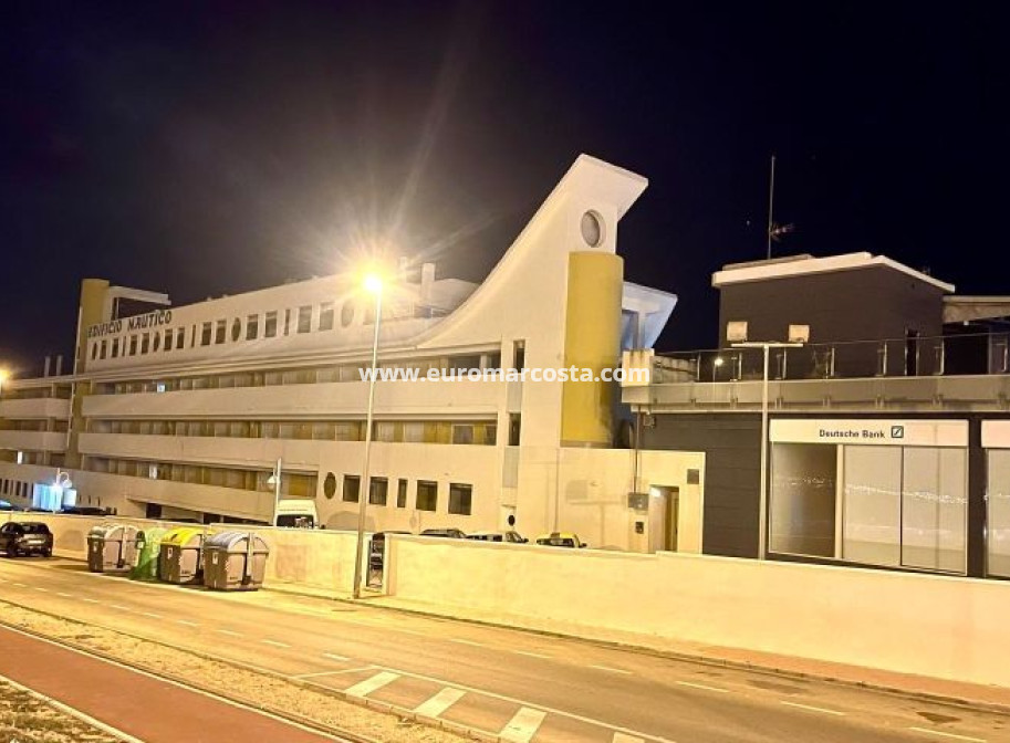 Objekte zum Wiederverkauf - Wohnung - Torrevieja - TORREVIEJA