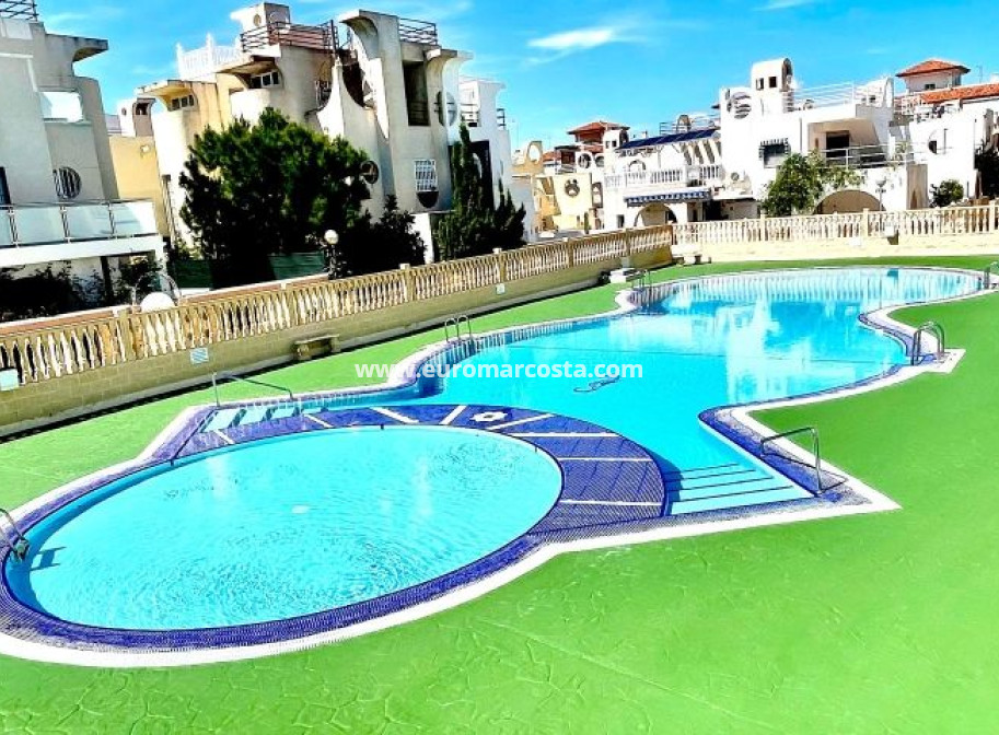 Objekte zum Wiederverkauf - Wohnung - Torrevieja - TORREVIEJA