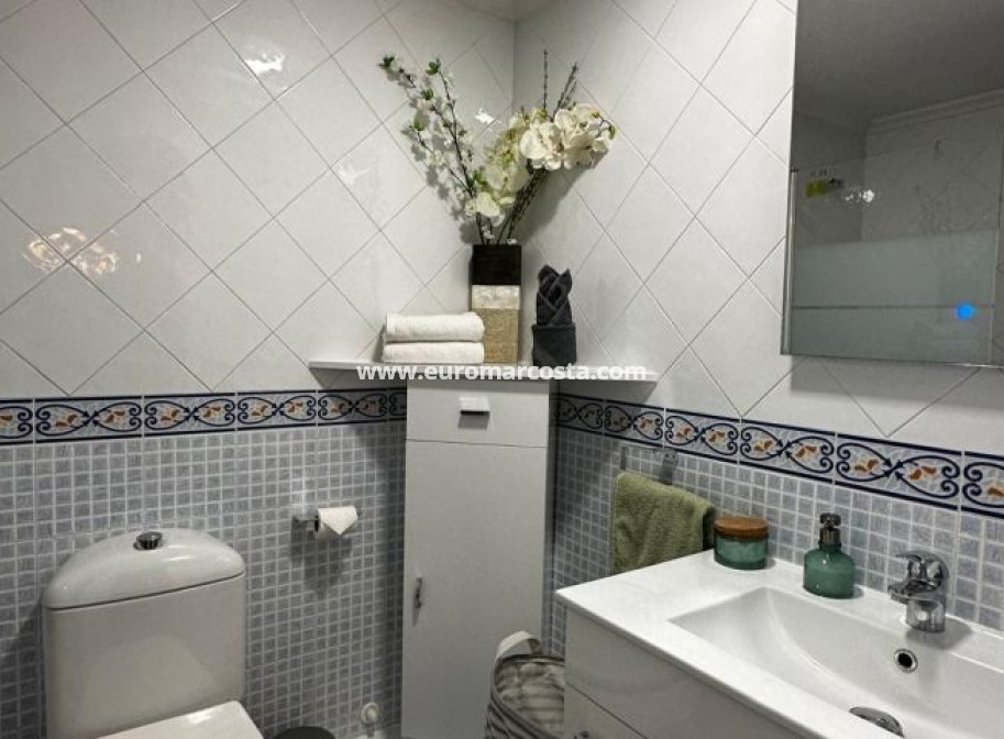 Objekte zum Wiederverkauf - Wohnung - Torrevieja - TORREVIEJA