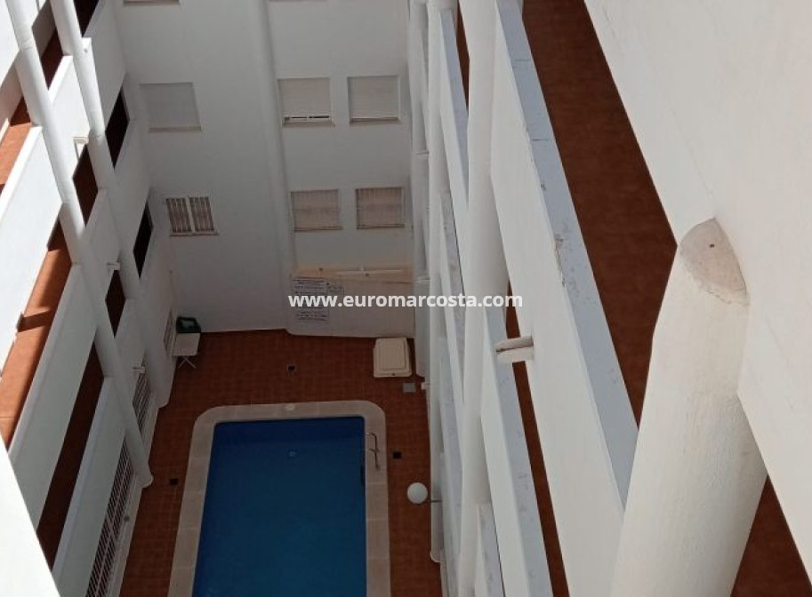 Objekte zum Wiederverkauf - Wohnung - Torrevieja - TORREVIEJA