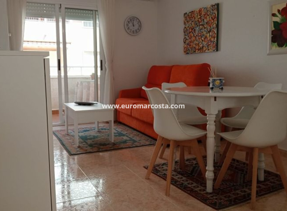 Objekte zum Wiederverkauf - Wohnung - Torrevieja - TORREVIEJA