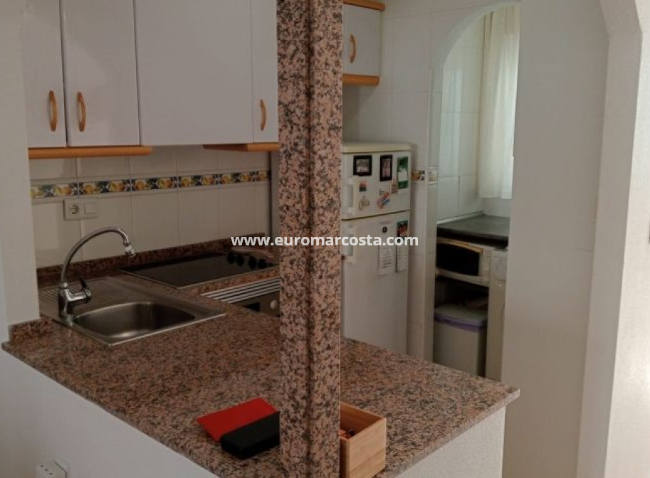 Objekte zum Wiederverkauf - Wohnung - Torrevieja - TORREVIEJA