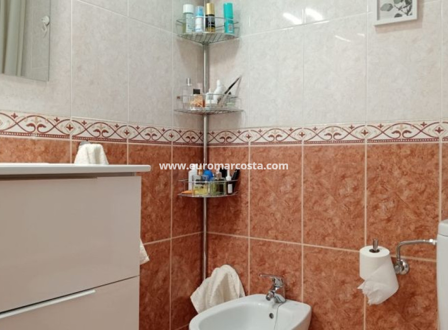 Objekte zum Wiederverkauf - Wohnung - Torrevieja - TORREVIEJA