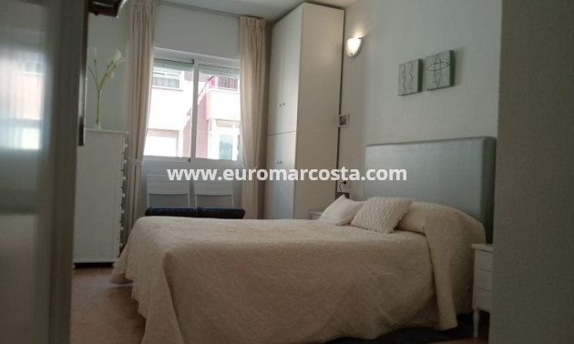 Objekte zum Wiederverkauf - Wohnung - Torrevieja - TORREVIEJA